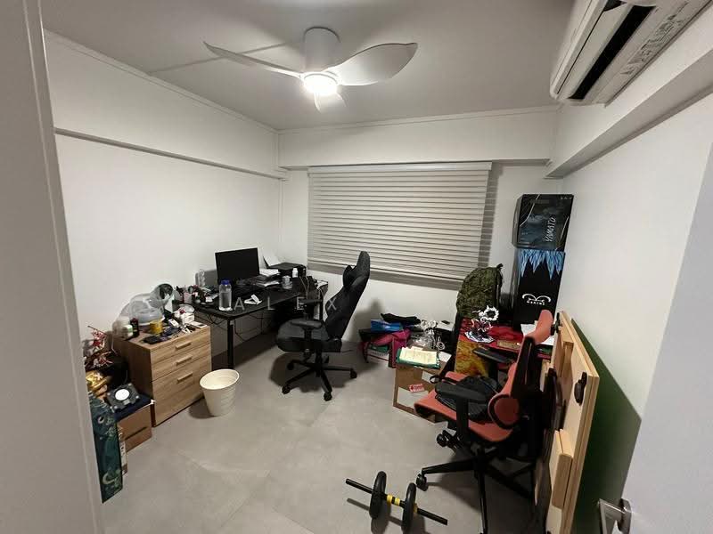 240 Bukit Panjang Ring Road, 240 Bukit Panjang Ring Road, Dairy Farm / Bukit Panjang / Choa Chu Kang, Room Rental, 120 sqft, HDB Flat For Rent, by Alex Lim, 500274425 - Study - PropertyGuru.com.sg