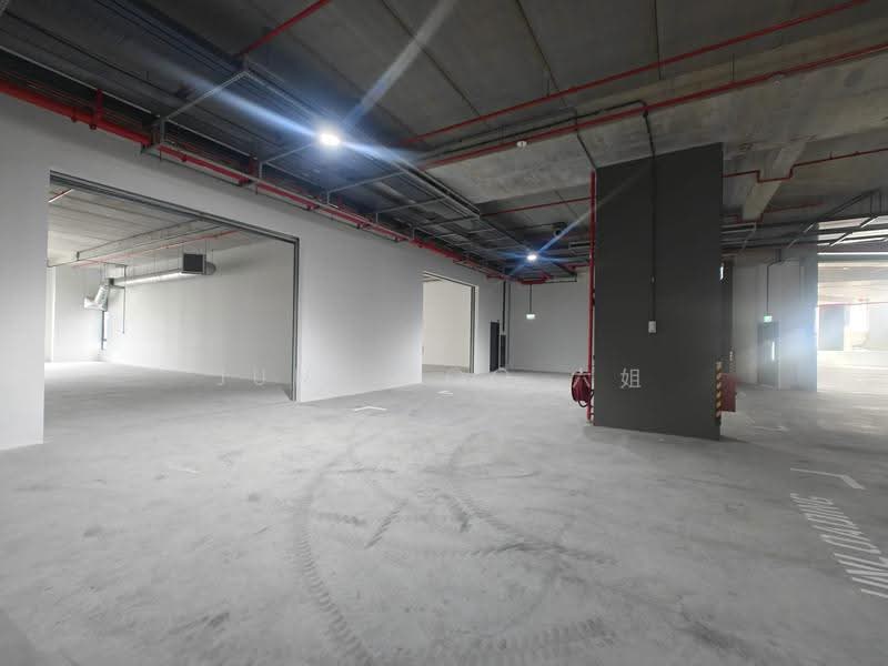 Tampines Connection, 2 Tampines North Drive 4, Pasir Ris / Tampines, 3,445 sqft, Factory / Workshop (B2) For Rent, by June Foo 六姐, 500274426 - Car Park - CommercialGuru.com.sg