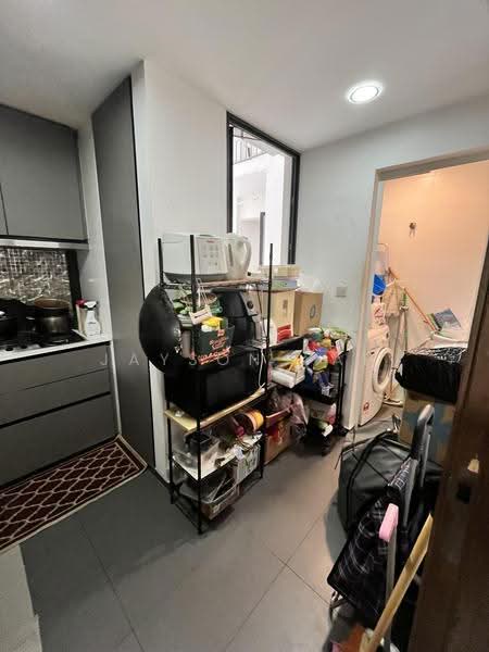 Waterbay, 45B Edgefield Plains, Hougang / Punggol / Sengkang, 3 Bedrooms, 1,130 sqft, Condominium For Sale, by Jayson Yap, 500274429 - Kitchen (original picture) - PropertyGuru.com.sg