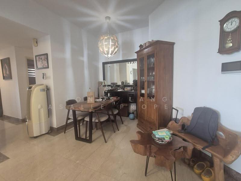 The Makena, 121 Meyer Road, East Coast / Marine Parade, 3 Bedrooms, 1,152 sqft, Condominium For Sale, by Cynthia Wong, 500274431 - Dining Room - PropertyGuru.com.sg