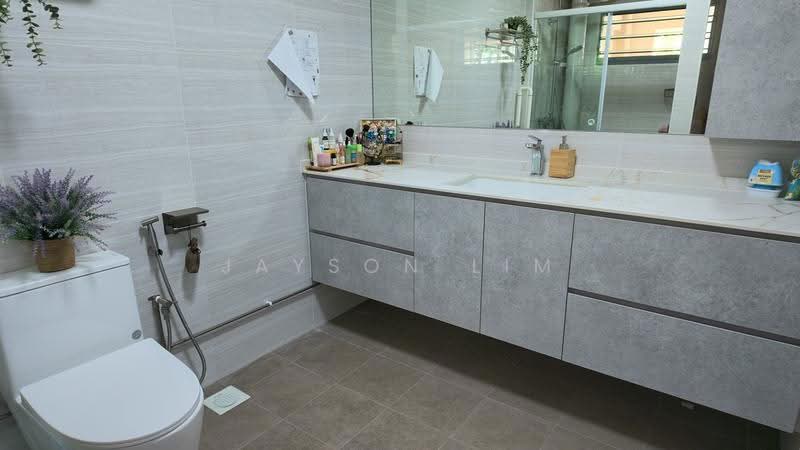 758 Choa Chu Kang North 5, 758 Choa Chu Kang North 5, Dairy Farm / Bukit Panjang / Choa Chu Kang, 4 Bedrooms, 1,636 sqft, HDB Flat For Sale, by Jayson Lim, 500274466 - Bathroom - PropertyGuru.com.sg