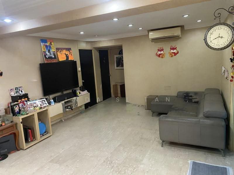 759 Pasir Ris Street 71, 759 Pasir Ris Street 71, Pasir Ris / Tampines, 3 Bedrooms, 1,381 sqft, HDB Flat For Sale, by Linda SL Tan, 500274470 - Living Room - PropertyGuru.com.sg