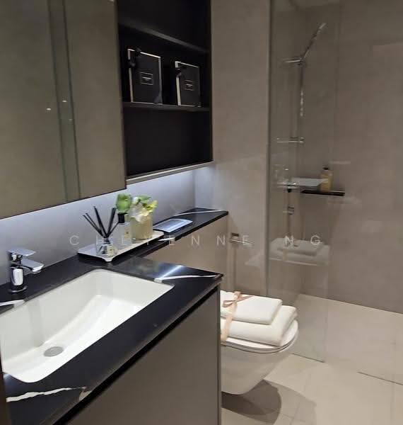 One Marina Gardens, 3 Marina Gardens Lane, Boat Quay / Raffles Place / Marina, 3 Bedrooms, 904 sqft, Apartment For Sale, by Cheyenne Ng, 500274478 - Bathroom - PropertyGuru.com.sg