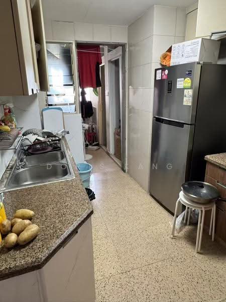 Rafflesia Condo, 31 Bishan Street 21, Ang Mo Kio / Bishan / Thomson, Room Rental, 200 sqft, Condominium For Rent, by Doris Kang, 500274487 - Kitchen - PropertyGuru.com.sg