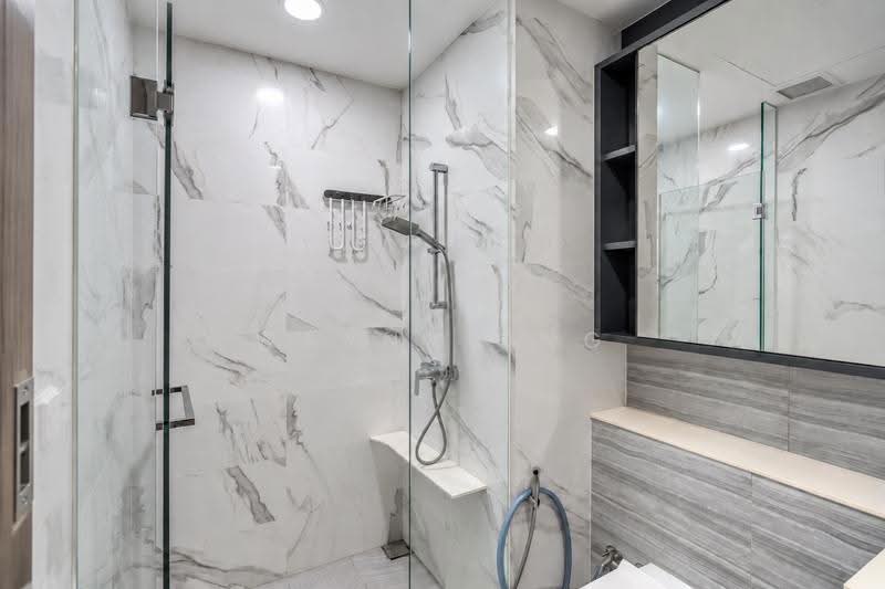 Forest Woods, Hougang / Punggol / Sengkang, 2 Bedrooms, 635 sqft, Condominium For Sale, by Wayne Ong, 500274522 - Bathroom - PropertyGuru.com.sg