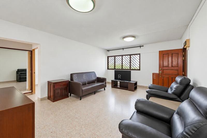 9 Gloucester Road, 9 Gloucester Road, Farrer Park / Serangoon Rd, 3 Bedrooms, 980 sqft, HDB Flat For Sale, by Florence Ho, 500274524 - Living Room - PropertyGuru.com.sg