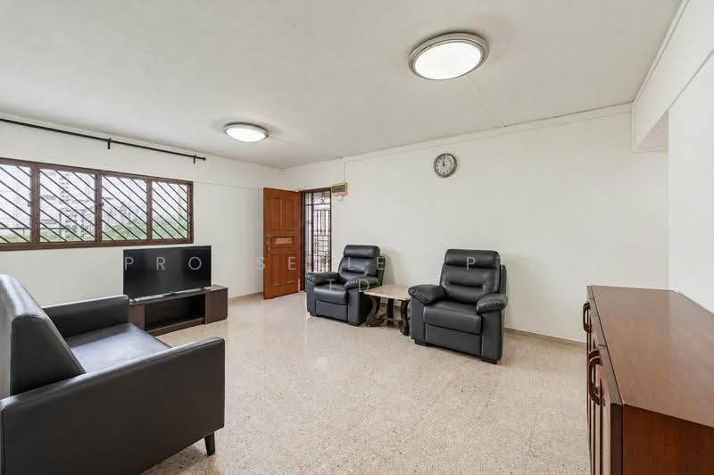 9 Gloucester Road, 9 Gloucester Road, Farrer Park / Serangoon Rd, 3 Bedrooms, 980 sqft, HDB Flat For Sale, by Florence Ho, 500274524 - Living Room - PropertyGuru.com.sg