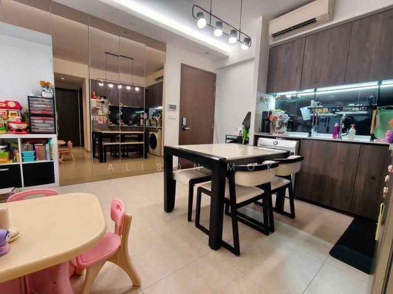 iNz Residence, 78 Choa Chu Kang Avenue 5, Dairy Farm / Bukit Panjang / Choa Chu Kang, 2 Bedrooms, 689 sqft, Condominium For Sale, by Alison Mok, 500274536 - Kitchen - PropertyGuru.com.sg
