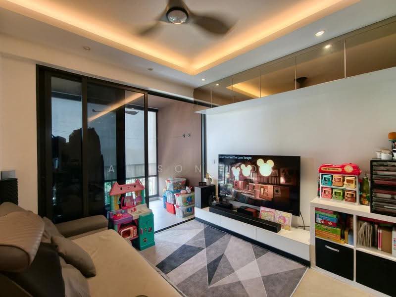 iNz Residence, 78 Choa Chu Kang Avenue 5, Dairy Farm / Bukit Panjang / Choa Chu Kang, 2 Bedrooms, 689 sqft, Condominium For Sale, by Alison Mok, 500274536 - Living Room - PropertyGuru.com.sg