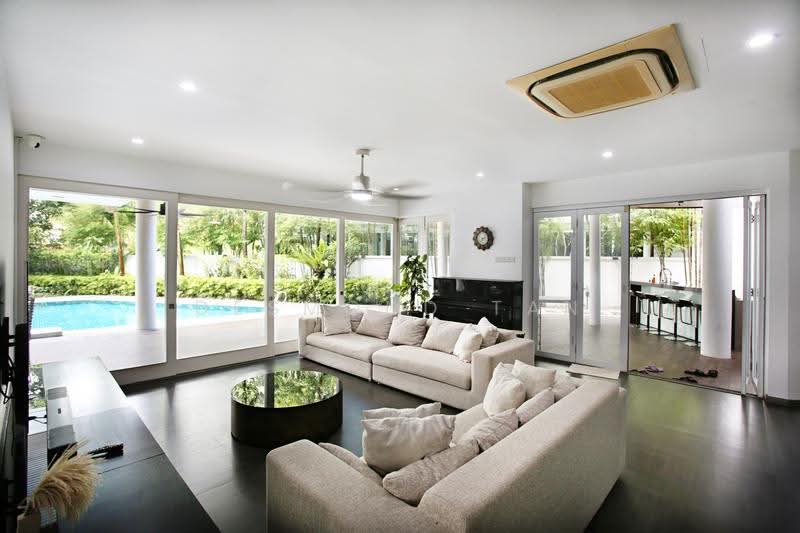Hillview Estate, Jalan Gumilang, Dairy Farm / Bukit Panjang / Choa Chu Kang, 6 Bedrooms, 9,000 sqft, Detached House For Sale, by Desmond Tan, 500274540 - Living Room - PropertyGuru.com.sg