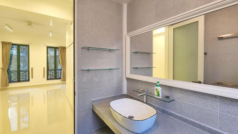 Pebble Bay, 130 Tanjong Rhu Road, East Coast / Marine Parade, 2 Bedrooms, 1,302 sqft, Condominium For Sale, by Daniel Ho, 500274549 - Bathroom - PropertyGuru.com.sg