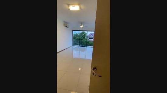 Residences Botanique, 30 32 Yio Chu Kang Road, Hougang / Punggol / Sengkang, 3 Bedrooms, 1,109 sqft, Condominium For Sale, by Erik Tan, 500274555 - PropertyGuru.com.sg
