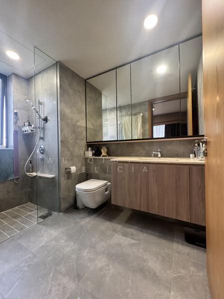 Twin VEW, 91 West Coast Vale, Buona Vista / West Coast / Clementi New Town, 3 Bedrooms, 1,141 sqft, Condominium For Sale, by Wu QiuTing Felicia, 500274560 - Bathroom - PropertyGuru.com.sg