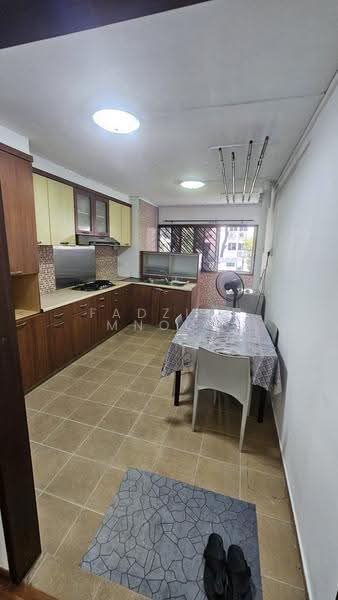 429 Clementi Avenue 3, 429 Clementi Avenue 3, Buona Vista / West Coast / Clementi New Town, 2 Bedrooms, 732 sqft, HDB Flat For Sale, by Fadzlin MNoor, 500274575 - Kitchen - PropertyGuru.com.sg
