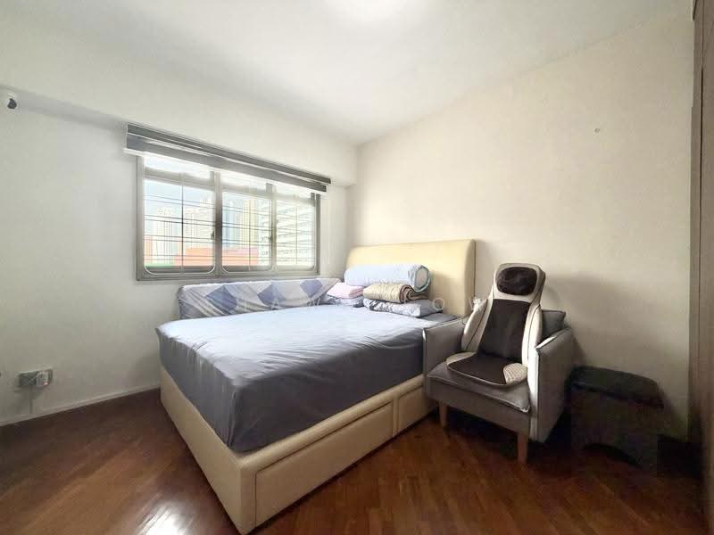 2A Boon Tiong Road, 2A Boon Tiong Road, Alexandra / Commonwealth, 3 Bedrooms, 1,076 sqft, HDB Flat For Sale, by Shawn Low, 500274587 - Master Bedroom - PropertyGuru.com.sg