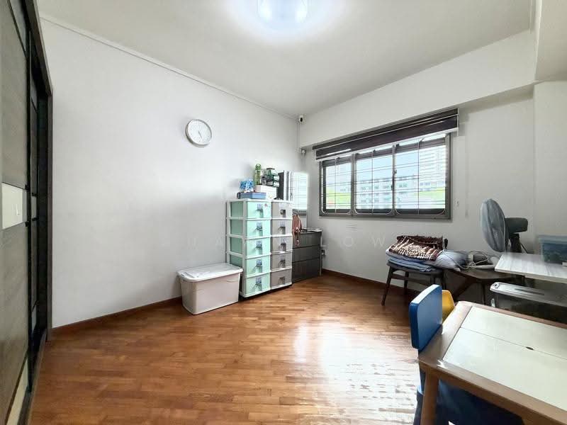 2A Boon Tiong Road, 2A Boon Tiong Road, Alexandra / Commonwealth, 3 Bedrooms, 1,076 sqft, HDB Flat For Sale, by Shawn Low, 500274587 - Common Bedroom 2 - PropertyGuru.com.sg
