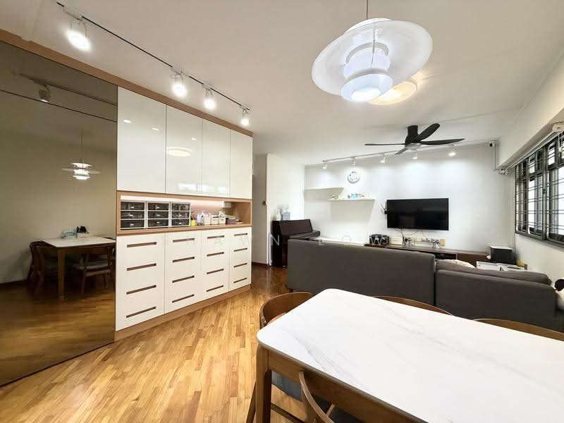 2A Boon Tiong Road, 2A Boon Tiong Road, Alexandra / Commonwealth, 3 Bedrooms, 1,076 sqft, HDB Flat For Sale, by Shawn Low, 500274587 - Dining Room - PropertyGuru.com.sg