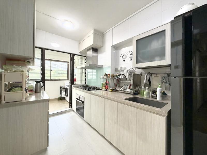 2A Boon Tiong Road, 2A Boon Tiong Road, Alexandra / Commonwealth, 3 Bedrooms, 1,076 sqft, HDB Flat For Sale, by Shawn Low, 500274587 - Kitchen - PropertyGuru.com.sg
