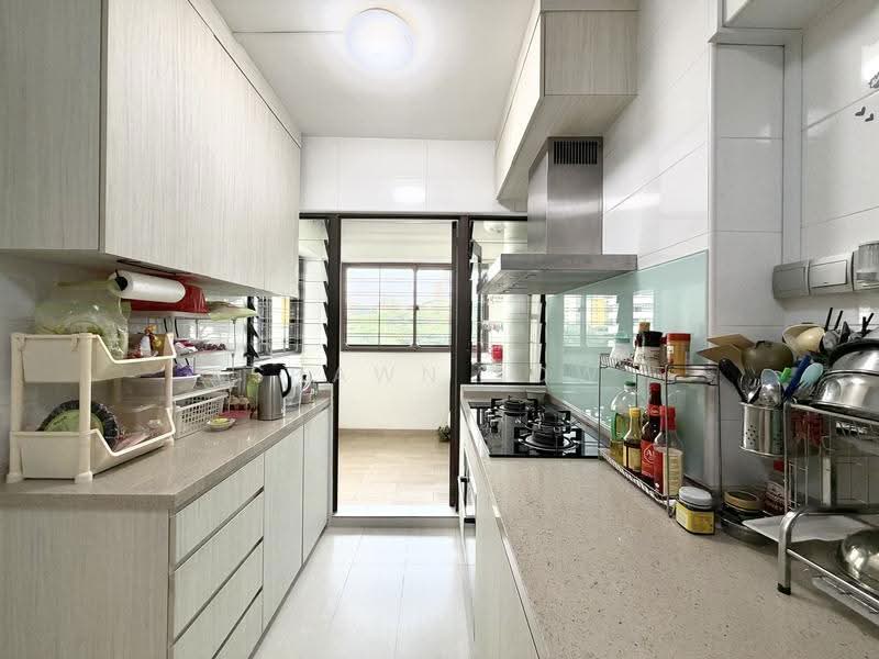 2A Boon Tiong Road, 2A Boon Tiong Road, Alexandra / Commonwealth, 3 Bedrooms, 1,076 sqft, HDB Flat For Sale, by Shawn Low, 500274587 - Kitchen - PropertyGuru.com.sg