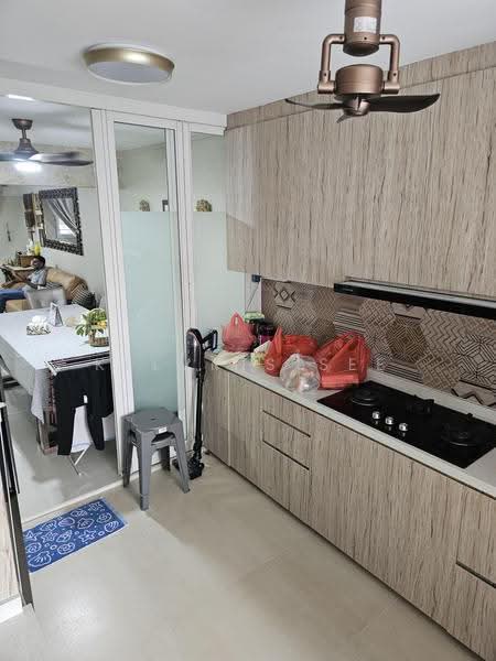 139 Potong Pasir Avenue 3, 139 Potong Pasir Avenue 3, Macpherson / Potong Pasir, Room Rental, 150 sqft, HDB Flat For Rent, by KelvinS See, 500274609 - Kitchen - PropertyGuru.com.sg