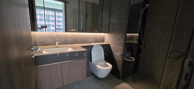 Hillock Green, 22-28 Lentor Central, Mandai / Upper Thomson, 2 Bedrooms, 786 sqft, Condominium For Rent, by Eugene Ng, 500274633 - Bathroom - PropertyGuru.com.sg