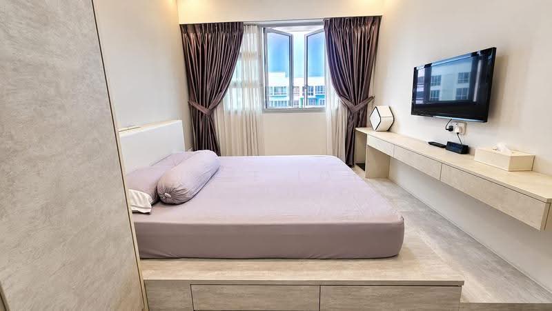 573A Woodlands Glen, 573A Woodlands Drive 16, Admiralty / Woodlands, 2 Bedrooms, 731 sqft, HDB Flat For Sale, by Jose Loh Zhenhao, 500274636 - Bedroom - PropertyGuru.com.sg