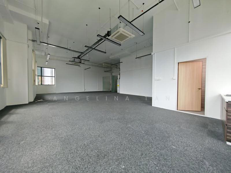 Interlocal Centre, 100G Pasir Panjang Road, Buona Vista / West Coast / Clementi New Town, 1,690 sqft, Light Industrial (B1) For Rent, by Angelina Tan, 500274655 - Interior - CommercialGuru.com.sg
