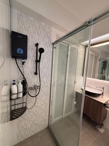 694D Woodlands Drive 62, 694D Woodlands Drive 62, Admiralty / Woodlands, 2 Bedrooms, 721 sqft, HDB Flat For Rent, by Daniel Kiong, 500274668 - Bathroom - PropertyGuru.com.sg