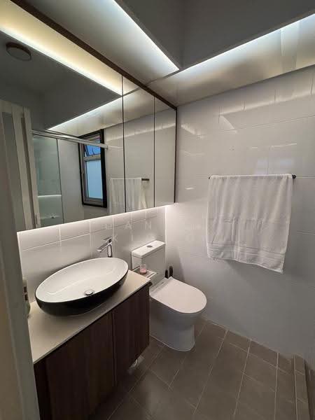 694D Woodlands Drive 62, 694D Woodlands Drive 62, Admiralty / Woodlands, 2 Bedrooms, 721 sqft, HDB Flat For Rent, by Daniel Kiong, 500274668 - Bathroom - PropertyGuru.com.sg