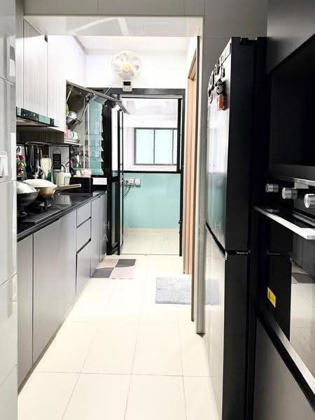 413A Northshore Drive, , 2 Bedrooms, 721 sqft, HDB Flat For Sale, by Sharifah Kamariah, 500274690 - Kitchen - PropertyGuru.com.sg