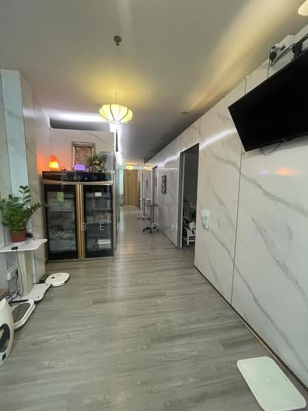 Tradehub 21, 26 Boon Lay Way, Boon Lay / Jurong / Tuas, 1,300 sqft, Light Industrial (B1) For Rent, by Ben Chew, 500274702 - Corridor - CommercialGuru.com.sg