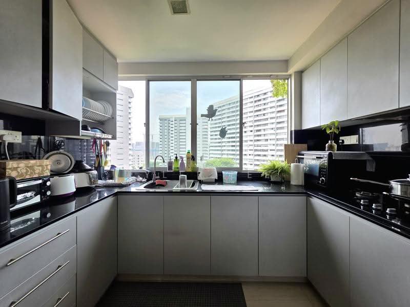 Pandan Valley, 4 Pandan Valley, Clementi Park / Upper Bukit Timah, 3 Bedrooms, 1,335 sqft, Condominium For Rent, by Tyler Lee, 500274710 - Kitchen - PropertyGuru.com.sg