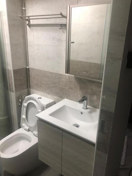 5 Jalan Batu, 5 Jalan Batu, East Coast / Marine Parade, 5 Bedrooms, 1,345 sqft, HDB Flat For Sale, by Chetan Shah, 500274714 - Bathroom - PropertyGuru.com.sg