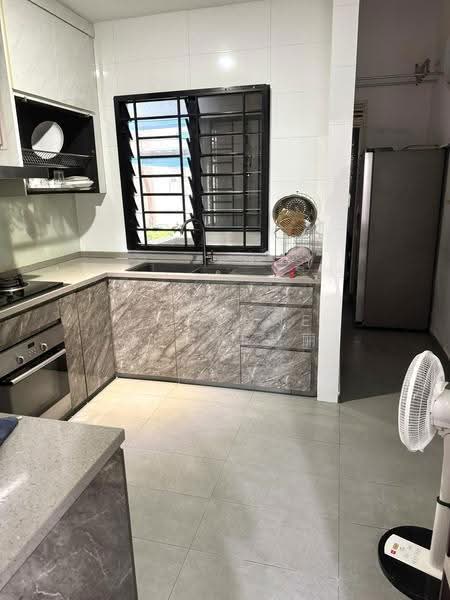 Woodsvale, 3 Woodlands Drive 72, Admiralty / Woodlands, 3 Bedrooms, 1,496 sqft, Condominium For Sale, by Lavonne Ong 王慧丽, 500274718 - Kitchen - PropertyGuru.com.sg