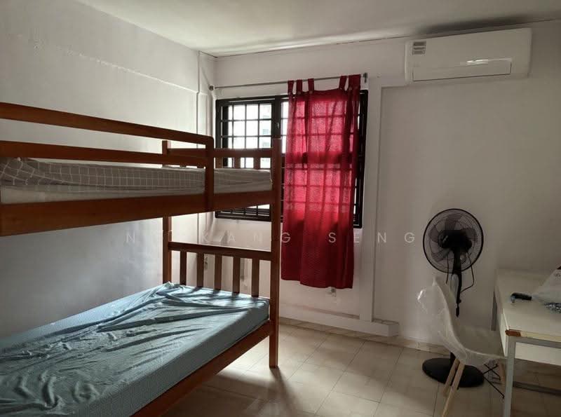 12 Marsiling Lane, 12 Marsiling Lane, Admiralty / Woodlands, 2 Bedrooms, 800 sqft, HDB Flat For Rent, by Ng Kang Seng, 500274735 - Bedroom - PropertyGuru.com.sg