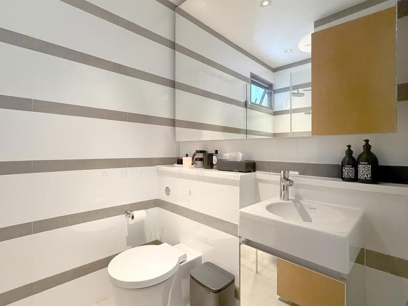 Verdure @ Holland Park, 63 Holland Road, Tanglin / Holland / Bukit Timah, 2 Bedrooms, 1,066 sqft, Condominium For Sale, by Andrew Shih, 500274742 - Bathroom - PropertyGuru.com.sg