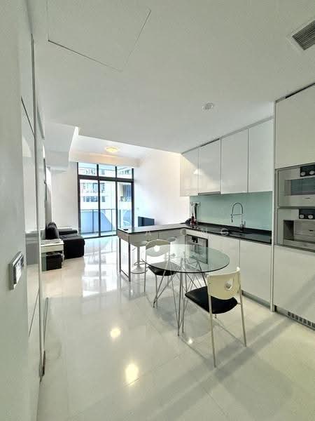 The Scotts Tower, 38 Scotts Road, Orchard / River Valley, 1 Bedroom, 624 sqft, Condominium For Sale, by Eliza Ong, 500274745 - Living - PropertyGuru.com.sg