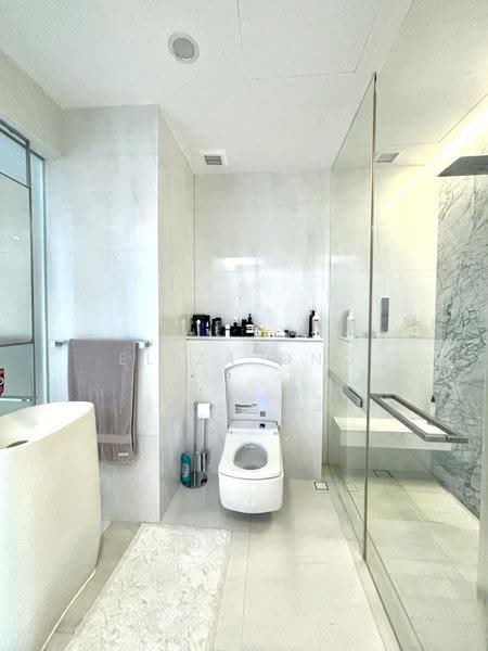 The Scotts Tower, 38 Scotts Road, Orchard / River Valley, 1 Bedroom, 624 sqft, Condominium For Sale, by Eliza Ong, 500274745 - Bathroom - PropertyGuru.com.sg