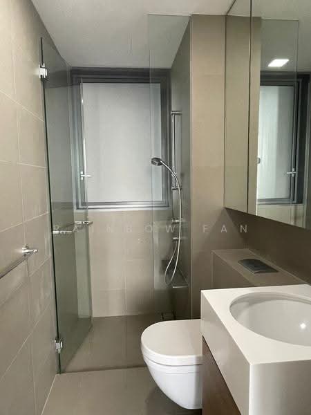 Echelon, 7 Alexandra View, Alexandra / Commonwealth, 3 Bedrooms, 861 sqft, Condominium For Sale, by Rainbow Fan, 500274757 - Bathroom - PropertyGuru.com.sg