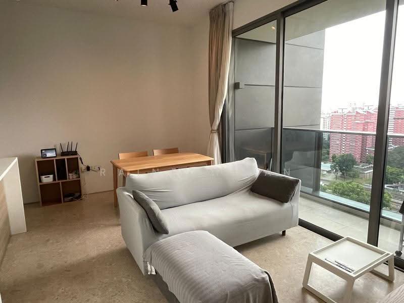 Echelon, 7 Alexandra View, Alexandra / Commonwealth, 3 Bedrooms, 861 sqft, Condominium For Sale, by Rainbow Fan, 500274757 - Living Room - PropertyGuru.com.sg