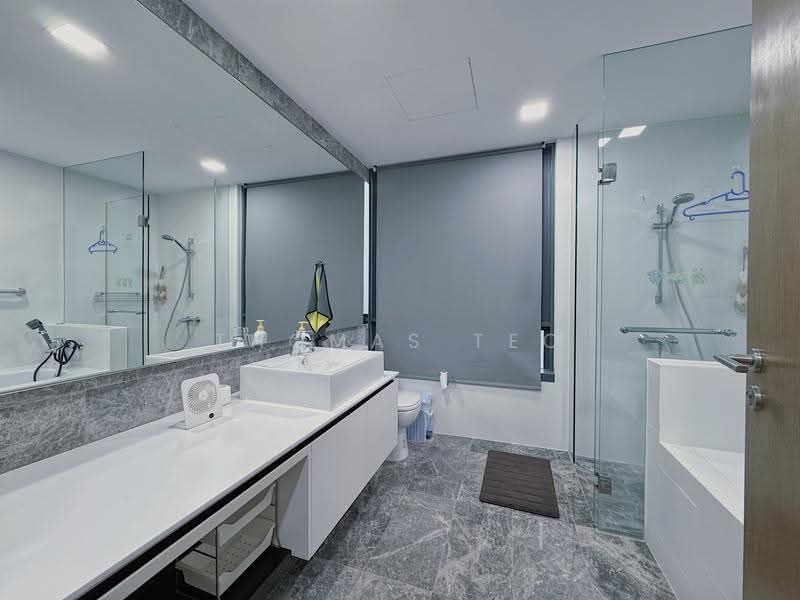 Parc Centros, 84 Punggol Central, Hougang / Punggol / Sengkang, 5 Bedrooms, 1,679 sqft, Condominium For Sale, by Thomas Teo, 500274761 - Bathroom - PropertyGuru.com.sg