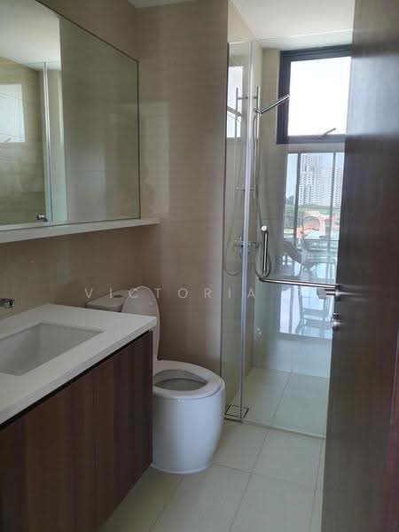 8M Residences, 8 Margate Road, East Coast / Marine Parade, 2 Bedrooms, 646 sqft, Condominium For Sale, by Victoria C, 500274764 - Bathroom - PropertyGuru.com.sg