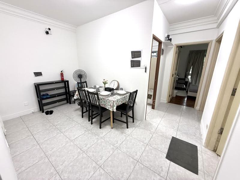 Emerald Park, 2 Indus Road, Alexandra / Commonwealth, Room Rental, 120 sqft, Condominium For Rent, by Sean Ong, 500274765 - Dining Room - PropertyGuru.com.sg