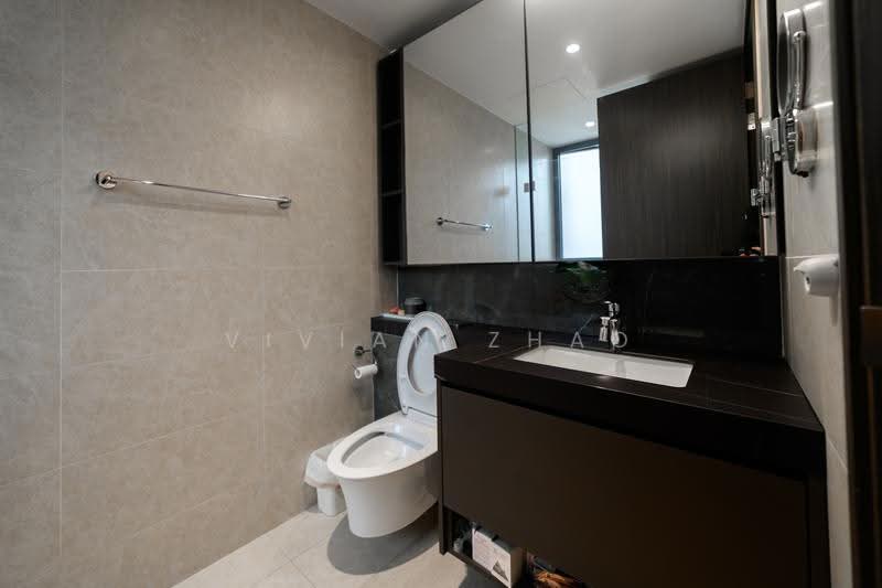 Parc Clematis, 8 Jalan Lempeng, Buona Vista / West Coast / Clementi New Town, 5 Bedrooms, 1,636 sqft, Condominium For Sale, by Vivian Zhao, 500274778 - Bathroom - PropertyGuru.com.sg