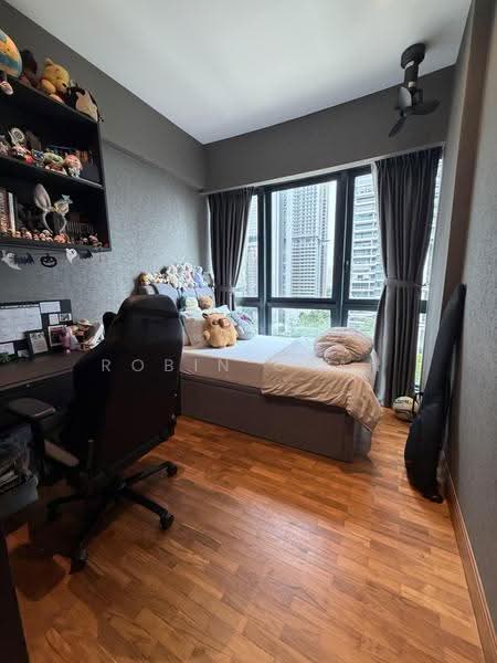 Tanglin View, 156 Prince Charles Crescent, Alexandra / Commonwealth, 3 Bedrooms, 1,152 sqft, Condominium For Sale, by Robin Chan, 500274790 - Bedroom - PropertyGuru.com.sg