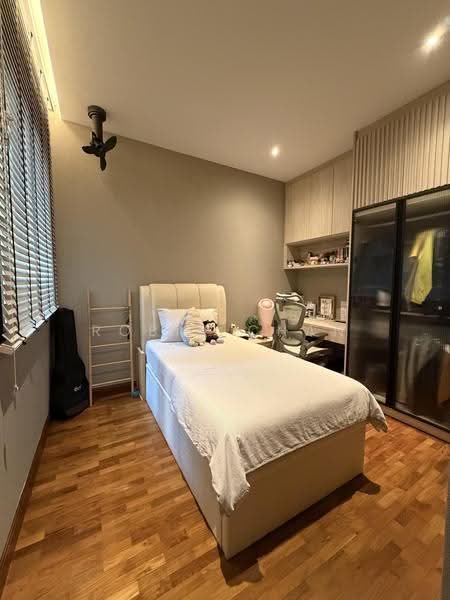 Tanglin View, 156 Prince Charles Crescent, Alexandra / Commonwealth, 3 Bedrooms, 1,152 sqft, Condominium For Sale, by Robin Chan, 500274790 - Bedroom - PropertyGuru.com.sg