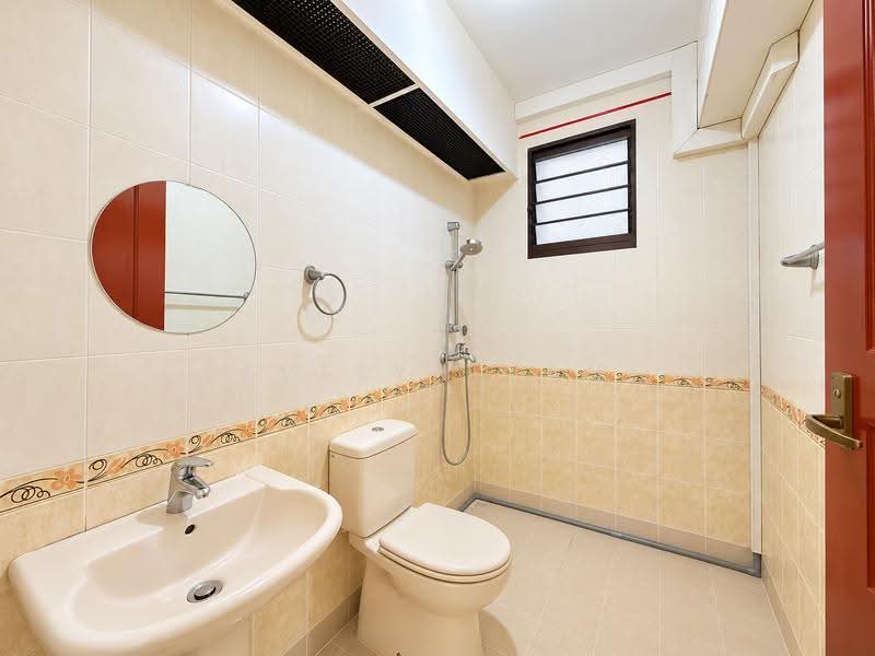 185 Bedok North Road, 185 Bedok North Road, Bedok / Upper East Coast, 2 Bedrooms, 947 sqft, HDB Flat For Rent, by Evelyn Tan, 500274808 - Bathroom - PropertyGuru.com.sg