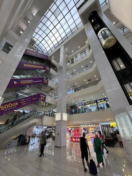 Lucky Plaza, 304 Orchard Road, Orchard / River Valley, 280 sqft, Mall Shop For Sale, by Marc Narulla, 500274813 - Interior - CommercialGuru.com.sg