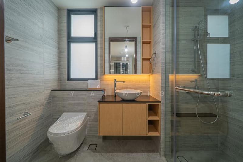 SUPER CHEAP BRAND NEW SEMI D IN D28, Seletar / Yio Chu Kang, 5 Bedrooms, 3,929 sqft, Cluster House For Sale, by Yian Wong, 500274814 - Bathroom - PropertyGuru.com.sg