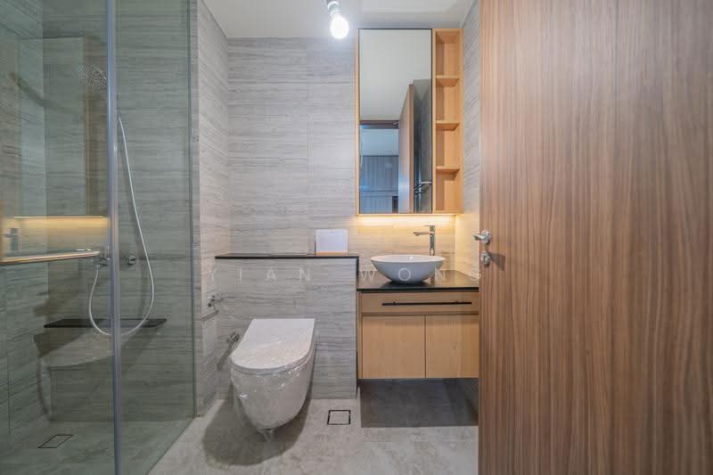 SUPER CHEAP BRAND NEW SEMI D IN D28, Seletar / Yio Chu Kang, 5 Bedrooms, 3,929 sqft, Cluster House For Sale, by Yian Wong, 500274814 - Bathroom - PropertyGuru.com.sg